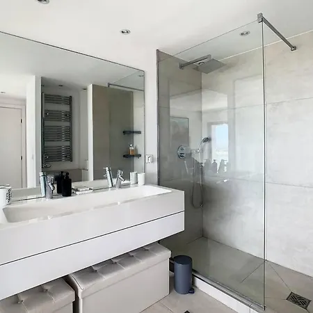 Sea View - Splendid Renovated 2 - Golfe Juan 公寓 瓦洛里